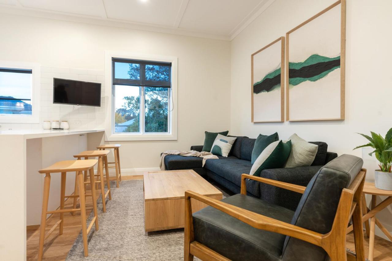 The Village Reserve Boutique Accomodation オークランド エクステリア 写真