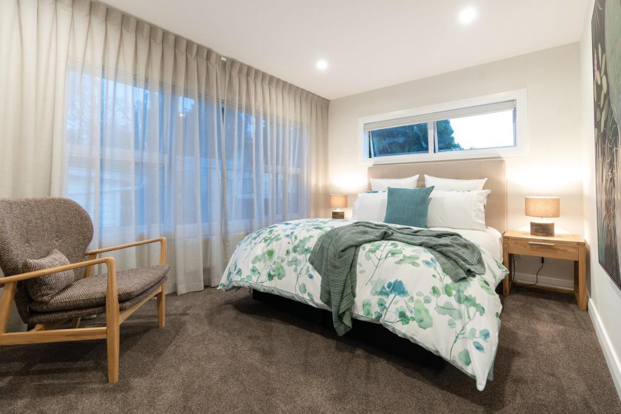 The Village Reserve Boutique Accomodation オークランド エクステリア 写真