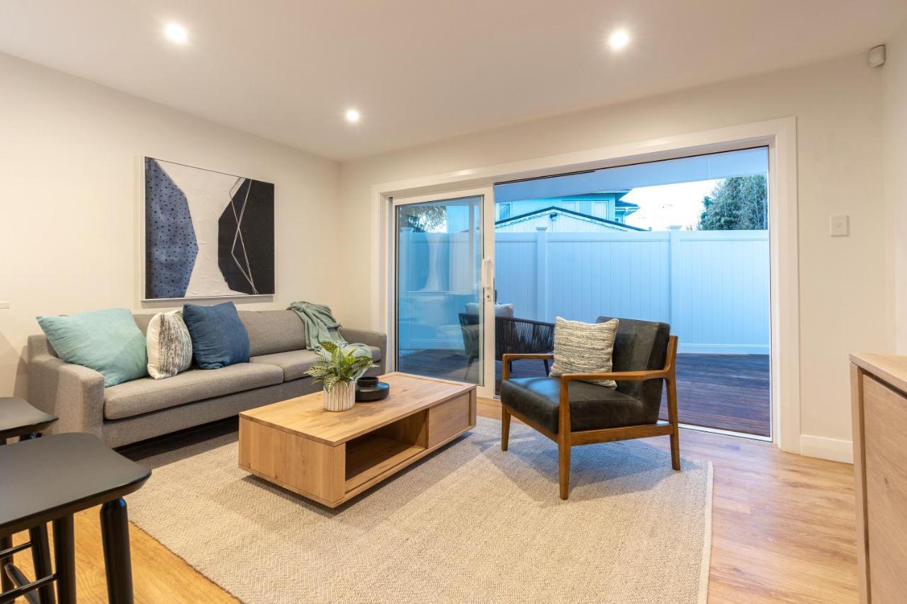 The Village Reserve Boutique Accomodation オークランド エクステリア 写真