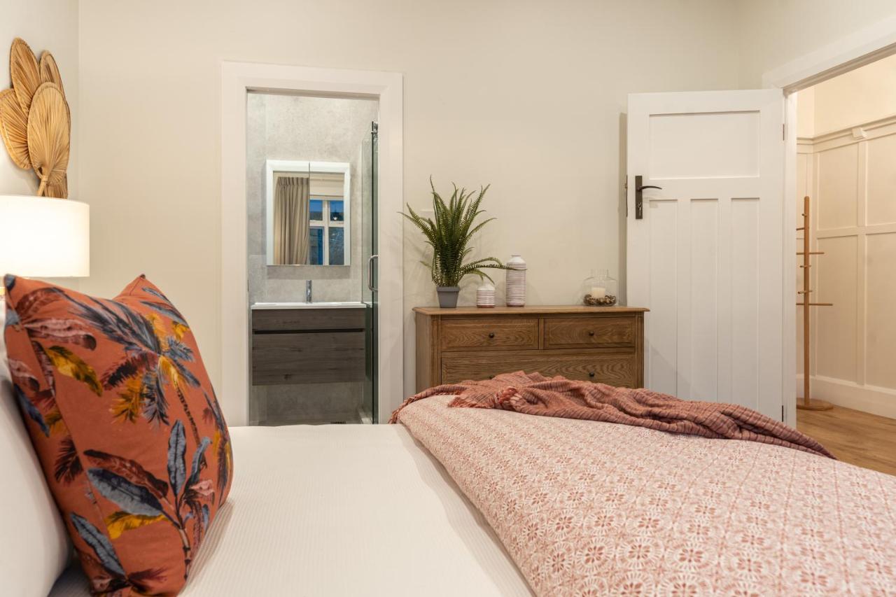 The Village Reserve Boutique Accomodation オークランド エクステリア 写真