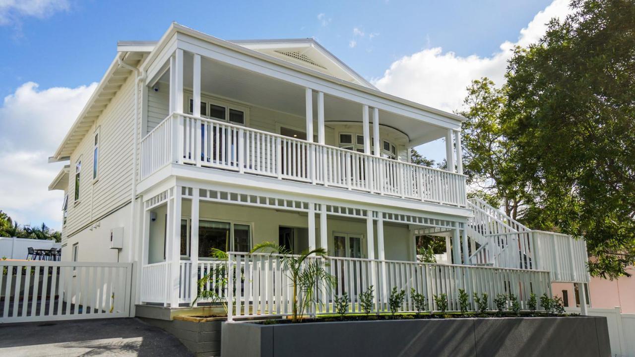 The Village Reserve Boutique Accomodation オークランド エクステリア 写真