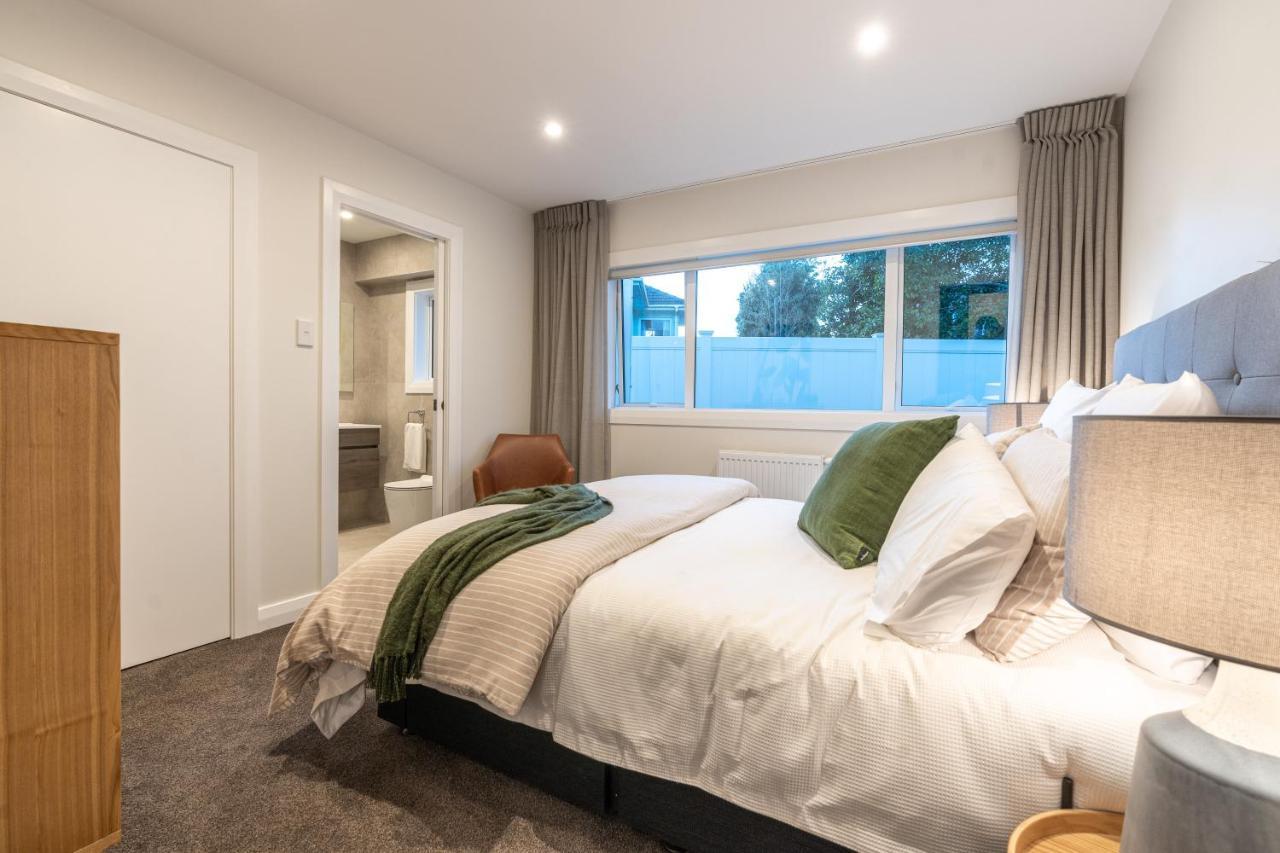 The Village Reserve Boutique Accomodation オークランド エクステリア 写真