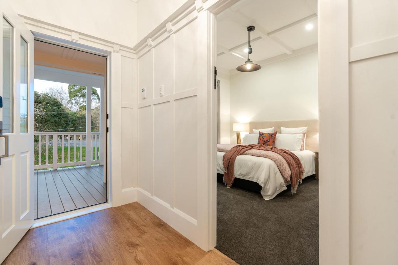 The Village Reserve Boutique Accomodation オークランド エクステリア 写真
