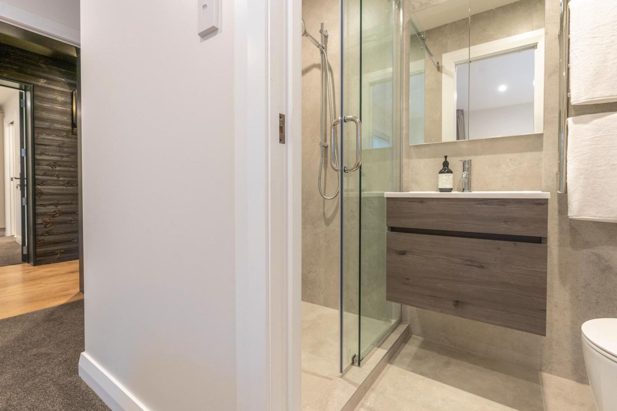 The Village Reserve Boutique Accomodation オークランド エクステリア 写真